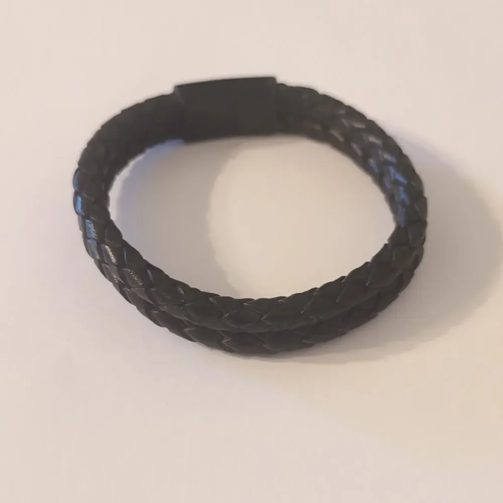 632 Black Leather‎ Braided